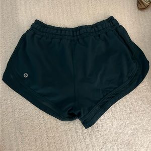 Lululemon Shorts 2.5”